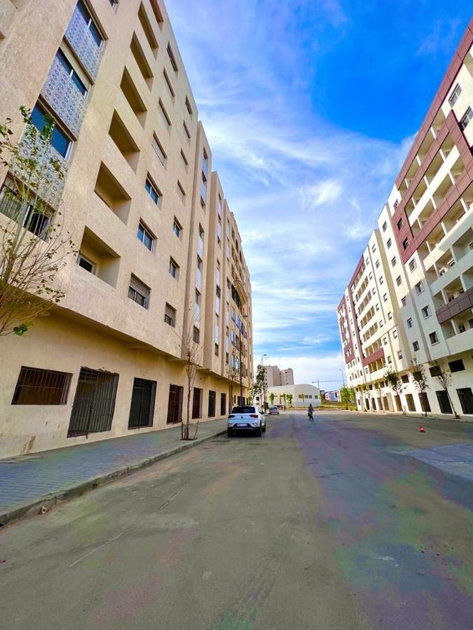Appart Neuf Lumineux Climatise 1Ere Etage Tangier Bagian luar foto